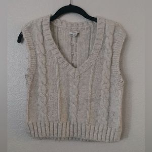 American Eagle Cable Knit Vest